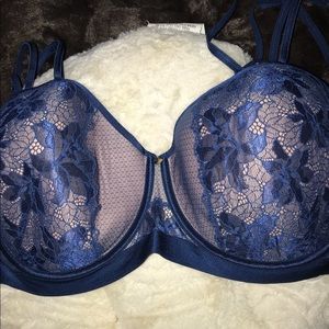 Beautiful Lace Bra 40H.